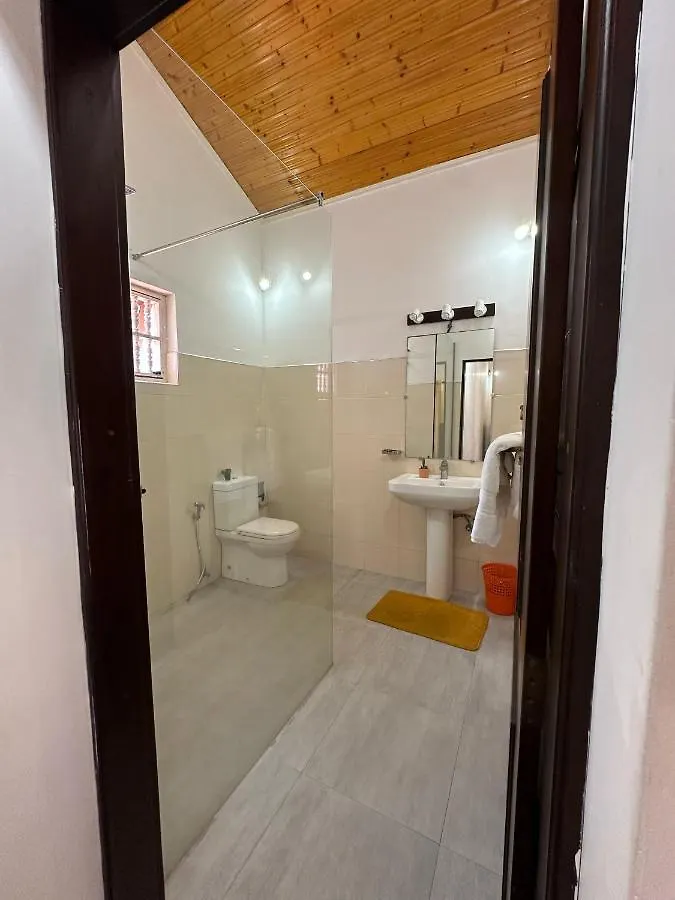 Sky Blue Hostel Negombo