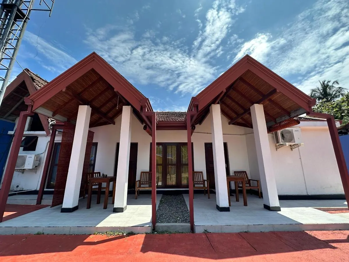 Sky Blue Hostel Negombo Sri Lanka